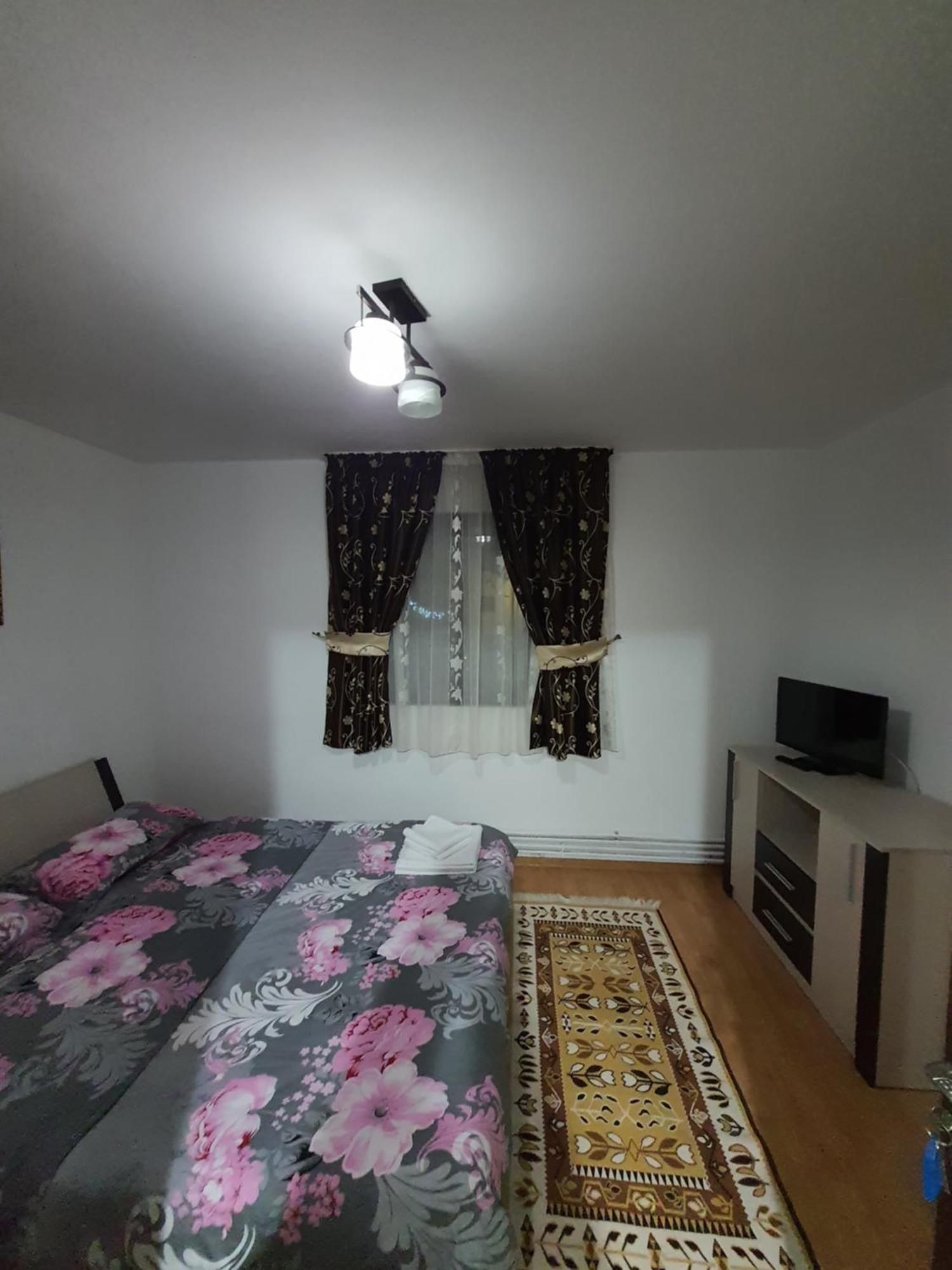 Hotel Casa Alma Borşa Habitación foto